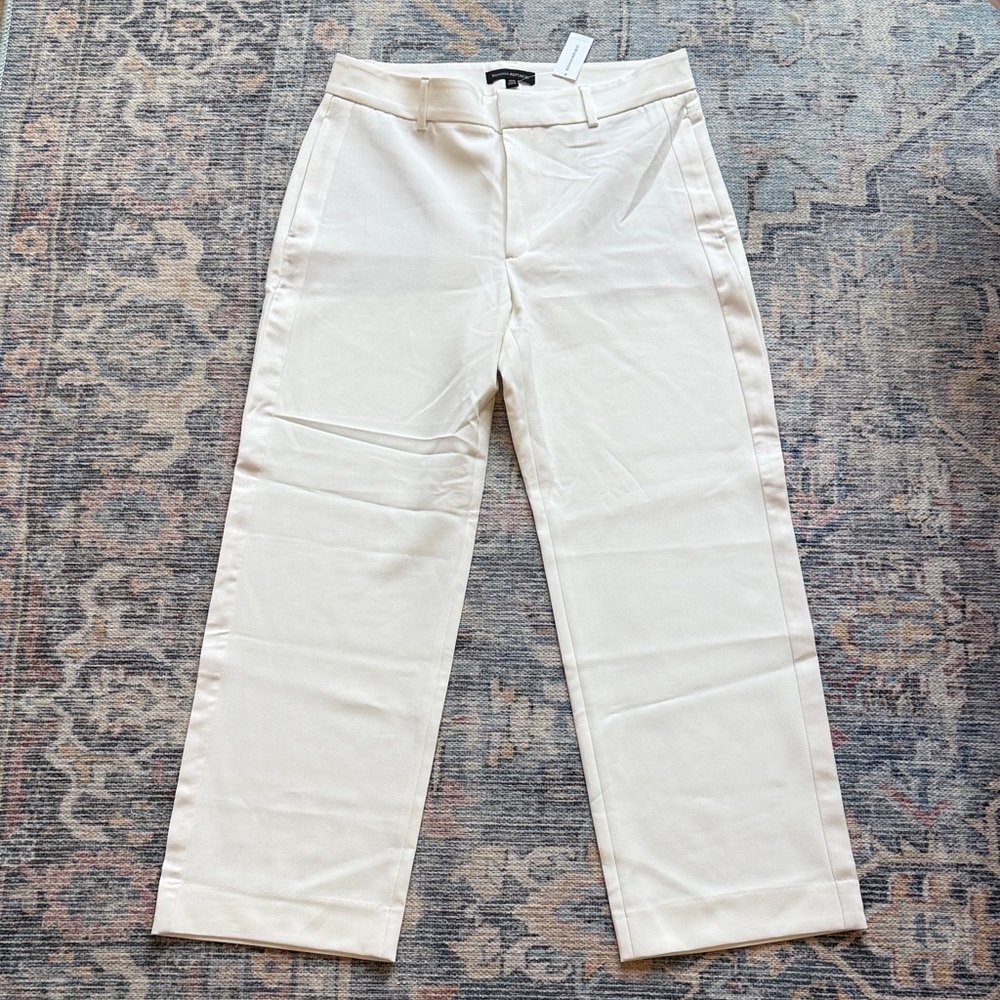 NWT Banana Republic Women's Cream Trousers